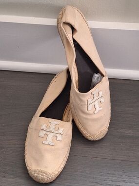 Tory Burch Cream Canvas Weston Flat Espadrilles‎ women’s shoes size 9